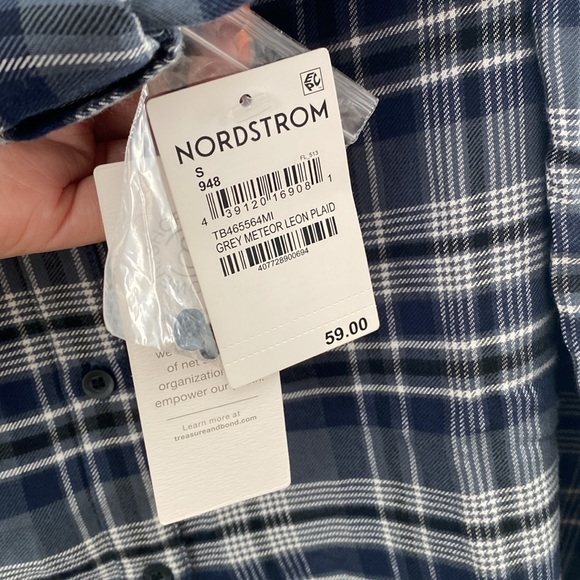 Treasure and Bond Boyfriend button up Size Small - Picture 7 of 10